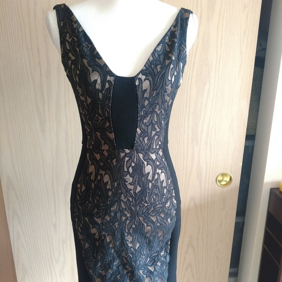 Elegant cocktail dress - Picture 1 of 5